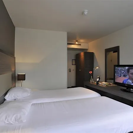Fletcher Hotel-restaurant فيرت