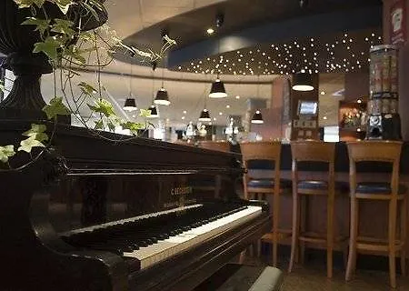 Fletcher Hotel-restaurant فندق